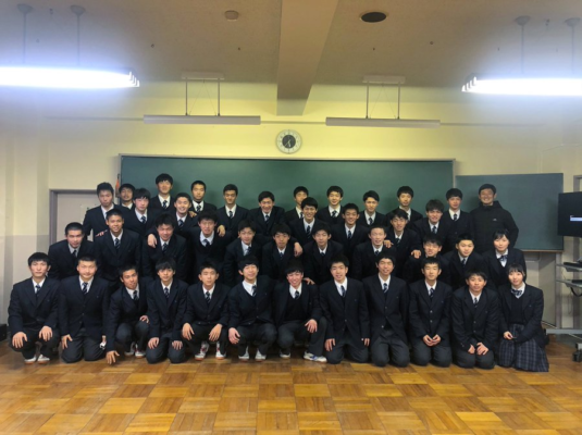 富山県立伏木高校の制服写真画像まとめ・レビュー口コミ評判・生徒の着こなし・夏服冬服詳細情報