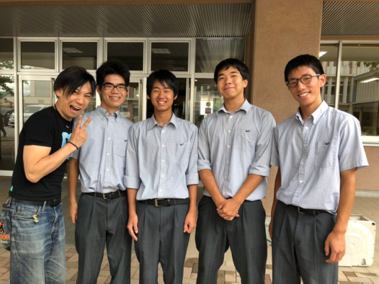 富山県立魚津工業高校の制服写真画像まとめ・レビュー口コミ評判・生徒の着こなし・夏服冬服詳細情報