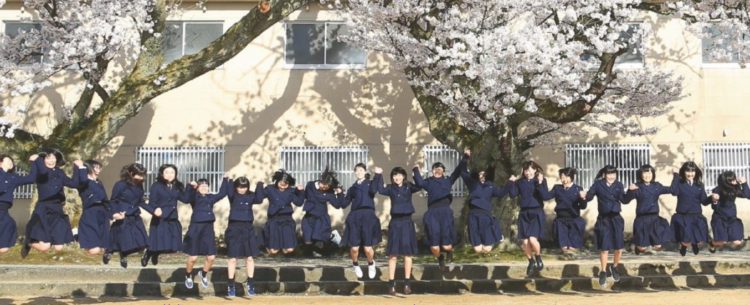 富山県立桜井高校の制服写真画像まとめ・レビュー口コミ評判・生徒の着こなし・夏服冬服詳細情報