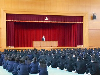 富山県立桜井高校の制服写真画像まとめ・レビュー口コミ評判・生徒の着こなし・夏服冬服詳細情報