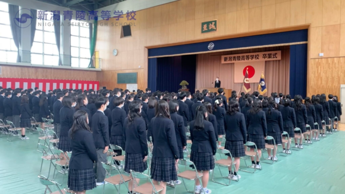 新潟青陵高校の制服写真画像まとめ・レビュー口コミ評判・生徒の着こなし・夏服冬服詳細情報（にいがたせいりょう）