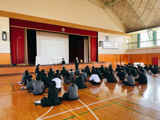 新潟県立白根高校の制服写真画像まとめ・レビュー口コミ評判・生徒の着こなし・夏服冬服詳細情報