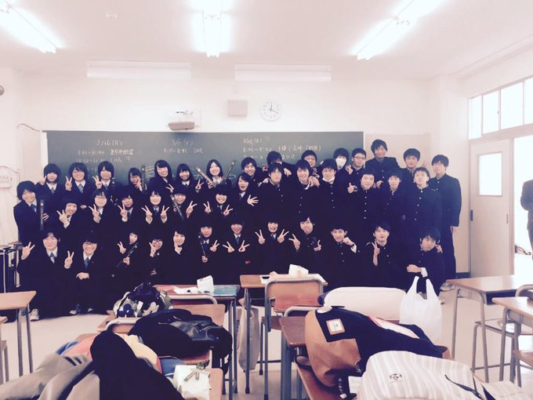 【2021新制服】新潟県立新津高校の制服写真画像まとめ・レビュー口コミ評判・生徒の着こなし・夏服冬服詳細情報