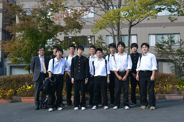 新潟県立新潟江南高校の制服写真画像まとめ・レビュー口コミ評判・生徒の着こなし・夏服冬服詳細情報