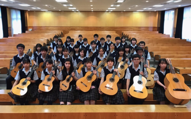 山梨県立北杜高校の制服写真画像まとめ・レビュー口コミ評判・生徒の着こなし・夏服冬服詳細情報（ほくとうこうこう）