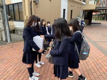 山梨学院中学高校の制服写真画像まとめ・レビュー口コミ評判・生徒の着こなし・夏服冬服詳細情報