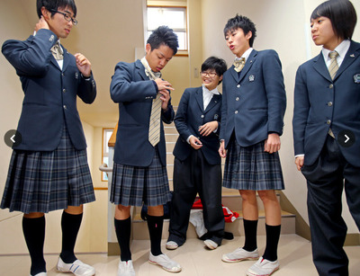 山梨県立富士北稜高校の制服写真画像まとめ・レビュー口コミ評判・生徒の着こなし・夏服冬服詳細情報