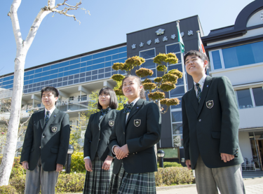 富士学苑中学校・高校の制服写真画像まとめ・レビュー口コミ評判・生徒の着こなし・夏服冬服詳細情報