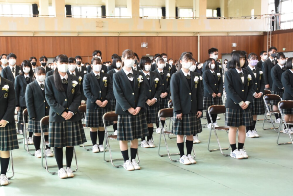 山梨県立上野原高校の制服写真画像まとめ・レビュー口コミ評判・生徒の着こなし・夏服冬服詳細情報
