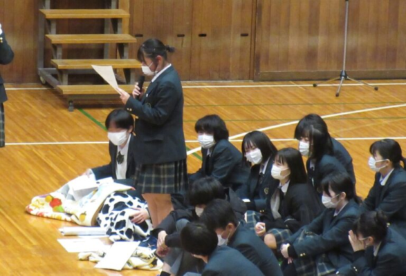 山梨県立上野原高校の制服写真画像まとめ・レビュー口コミ評判・生徒の着こなし・夏服冬服詳細情報