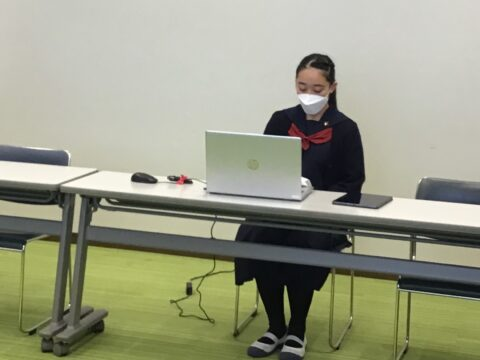山梨英和中学校・高校の制服写真画像まとめ・レビュー口コミ評判・生徒の着こなし・夏服冬服詳細情報