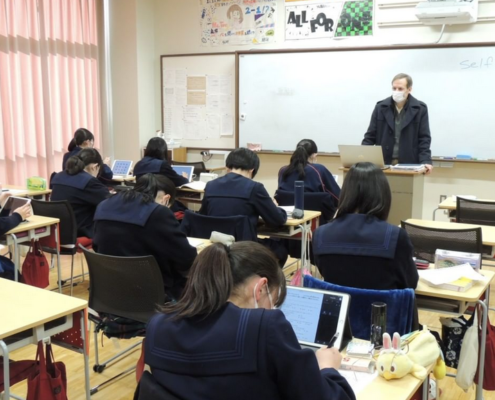 山梨英和中学校・高校の制服写真画像まとめ・レビュー口コミ評判・生徒の着こなし・夏服冬服詳細情報