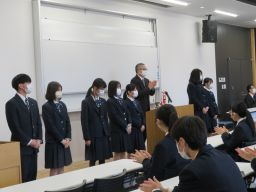 山梨県立市川高校の制服写真画像まとめ・レビュー口コミ評判・生徒の着こなし・夏服冬服詳細情報