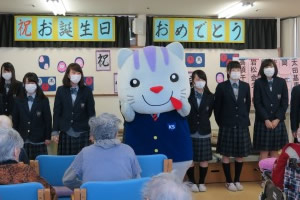 山梨県立甲府昭和高校の制服写真画像まとめ・レビュー口コミ評判・生徒の着こなし・夏服冬服詳細情報