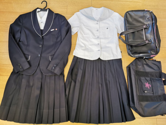 尚絅中学校・高校の制服写真画像まとめ・レビュー口コミ評判・生徒の着こなし・夏服冬服詳細情報（しょうけい）│全国中高制服グラム-全国47都道府県の中学校 高等学校制服検索口コミ-