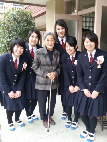 菊池女子高校の制服写真画像まとめ・レビュー口コミ評判・生徒の着こなし・夏服冬服詳細情報