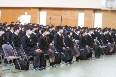 Showa Gakuen High School Uniform Details / Videosamenvatting / Recensies, Reputatie, Informatie over schoolleven / Uniform Review