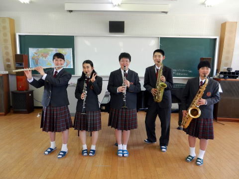 長崎県立北松西高校の制服写真画像まとめ・レビュー口コミ評判・生徒の着こなし・夏服冬服詳細情報│全国中高制服グラム全国47都道府県の中学校高等