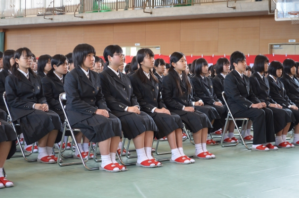 佐世保西高校 制服 人気 セーター