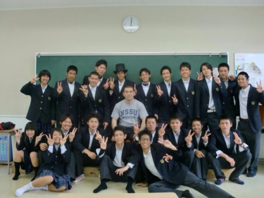 沖縄県立南風原高校の制服写真画像まとめ・レビュー口コミ評判・生徒の着こなし・夏服冬服詳細情報