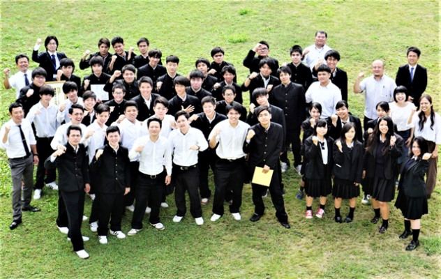 沖縄県立宮古工業高校の制服写真画像まとめ・レビュー口コミ評判・生徒の着こなし・夏服冬服詳細情報│全国中高制服グラム全国47都道府県の中学校