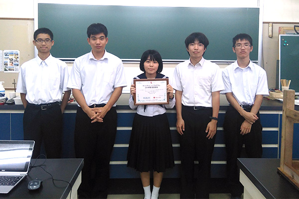 沖縄県立八重山高校の制服写真画像まとめ・レビュー口コミ評判・生徒の着こなし・夏服冬服詳細情報（やえやまこうこう）│全国中高制服グラム全国47