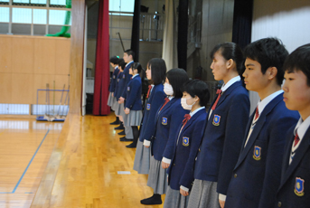 岐阜県立郡上高校の制服写真画像まとめ・レビュー口コミ評判・生徒の着こなし・夏服冬服詳細情報（ぐじょうこうこう）│全国中高制服 グラム-全国47都道府県の中学校高等学校制服検索口コミ-