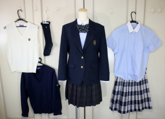 豊島学院高校の制服写真画像まとめ・レビュー口コミ評判・生徒の着こなし・夏服冬服詳細情報（としまがくいんこうこう）