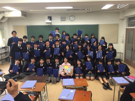 東京都立調布南高校の制服写真画像まとめ・レビュー口コミ評判・生徒の着こなし・夏服冬服詳細情報