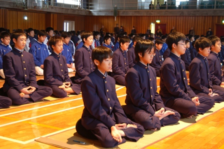 世田谷学園中学高校の制服写真画像まとめ・レビュー口コミ評判・生徒の着こなし・夏服冬服詳細情報