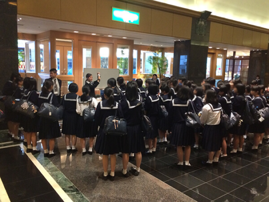 大妻中学高校の制服写真画像まとめ・レビュー口コミ評判・生徒の着こなし・夏服冬服詳細情報