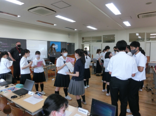 明治大学付属明治中学高校の制服写真画像まとめ・レビュー口コミ評判・生徒の着こなし・夏服冬服詳細情報
