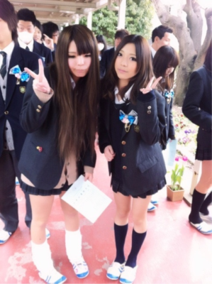 東京都立府中東高校の制服詳細/画像まとめ/口コミ・評判・旧制服新制服比較