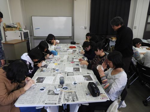 京都市立銅駝美術工芸高校の制服写真画像まとめ・レビュー口コミ評判・生徒の着こなし・夏服冬服詳細情報（どうだびじゅつこうげいこうこう）