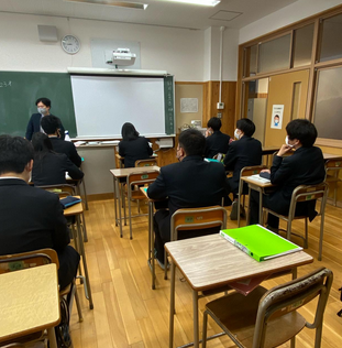 長野県東御清翔高校の制服写真画像まとめ・レビュー口コミ評判・生徒の着こなし・夏服冬服詳細情報（とうみせいしょうこうこう）│全国中高制服 グラム-全国47都道府県の中学校高等学校制服検索口コミ-