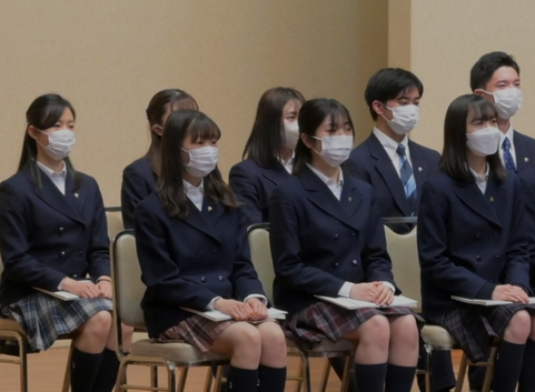 青山学院中等部高等部の制服詳細/画像まとめ/口コミ・評判・自由制服のルール詳細情報等