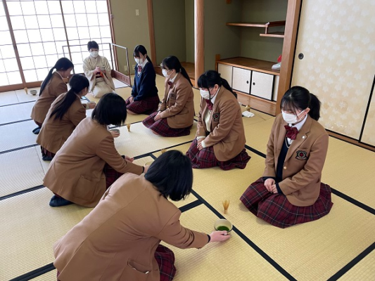 中村女子高校の制服写真画像まとめ・レビュー口コミ評判・生徒の着こなし・夏服冬服詳細情報