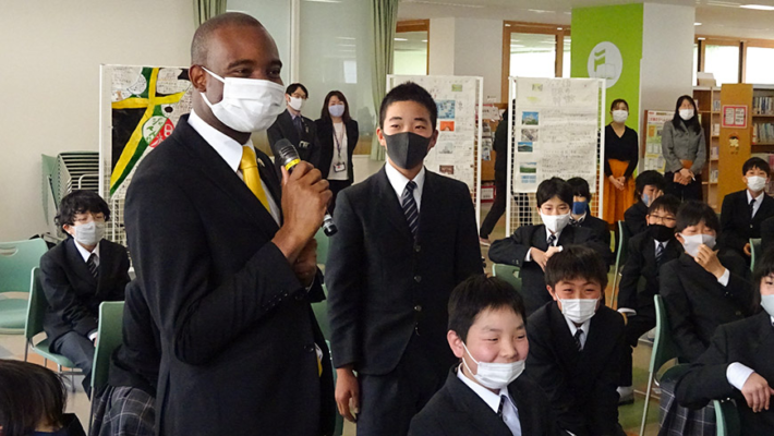 品川区立豊葉の杜学園の制服写真画像まとめ・レビュー口コミ評判・生徒の着こなし・夏服冬服詳細情報