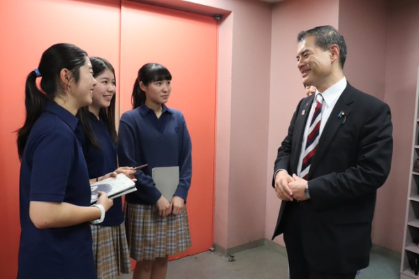 品川女子学院中等部高等部の制服写真画像まとめ・レビュー口コミ評判・生徒の着こなし・夏服冬服詳細情報