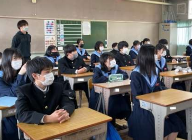 堺市立原山台中学校制服写真画像まとめ・レビュー口コミ評判・生徒の着こなし・夏服冬服詳細情報