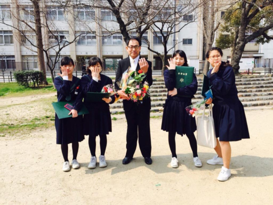 玉出東中学校の男子制服です。