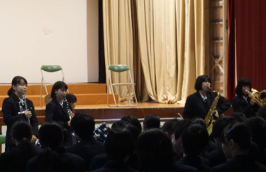 寝屋川市立第十中学校制服写真画像まとめ・レビュー口コミ評判・生徒の着こなし・夏服冬服詳細情報