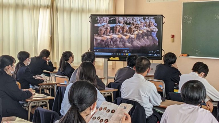 京都廣学館高校の制服写真画像まとめ・レビュー口コミ評判・生徒の着こなし・夏服冬服詳細情報