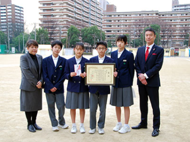 大阪市立港中学校制服写真画像まとめ・レビュー口コミ評判・生徒の着こなし・夏服冬服詳細情報
