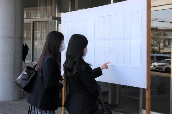 阪南大学高校の制服写真画像まとめ・レビュー口コミ評判・生徒の着こなし・夏服冬服詳細情報