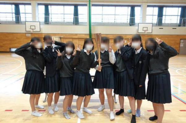 東大阪市立盾津中学校制服写真画像まとめ・レビュー口コミ評判・生徒の着こなし・夏服冬服詳細情報│全国中高制服グラム全国47都道府県の中学校高等