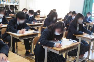 東大阪市立布施中学校制服写真画像まとめ・レビュー口コミ評判・生徒の着こなし・夏服冬服詳細情報