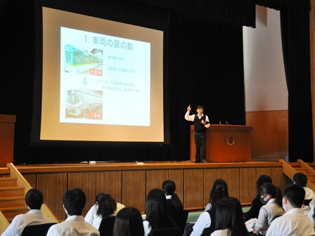関西大学初等部中等部高等部の制服写真画像まとめ・レビュー口コミ評判・生徒の着こなし・夏服冬服詳細情報