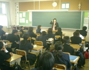 吹田市立古江台中学校制服写真画像まとめ・レビュー口コミ評判・生徒の着こなし・新制服旧制服比較【2022/令和4年度新制服】