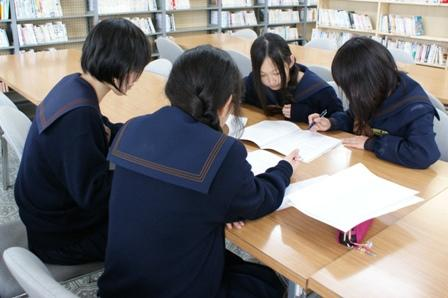 徳島県立阿波高校の制服写真画像動画まとめ・レビュー口コミ評判・生徒の着こなし・夏服冬服詳細情報│全国中高制服グラム全国47都道府県の中学校